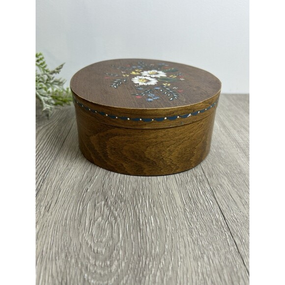 Vintage Wooden Box Oval Shape Hand Painted Floral Lid Made In Yugoslavia - Picture 6 of 13